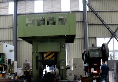 Sichuan Qingjiang Machinery Co., Ltd. linha de produção do fabricante